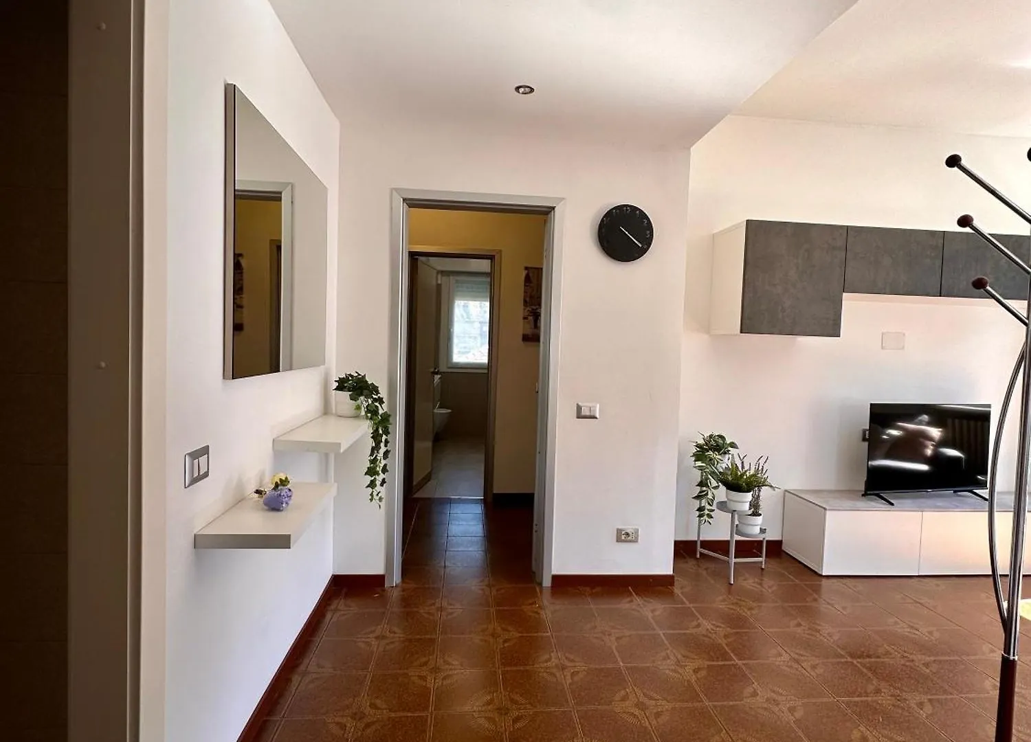 Apartment Buddy'S House Abbadia Lariana